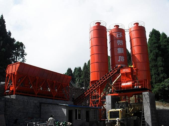 Xiannu mountain mixing plant close view